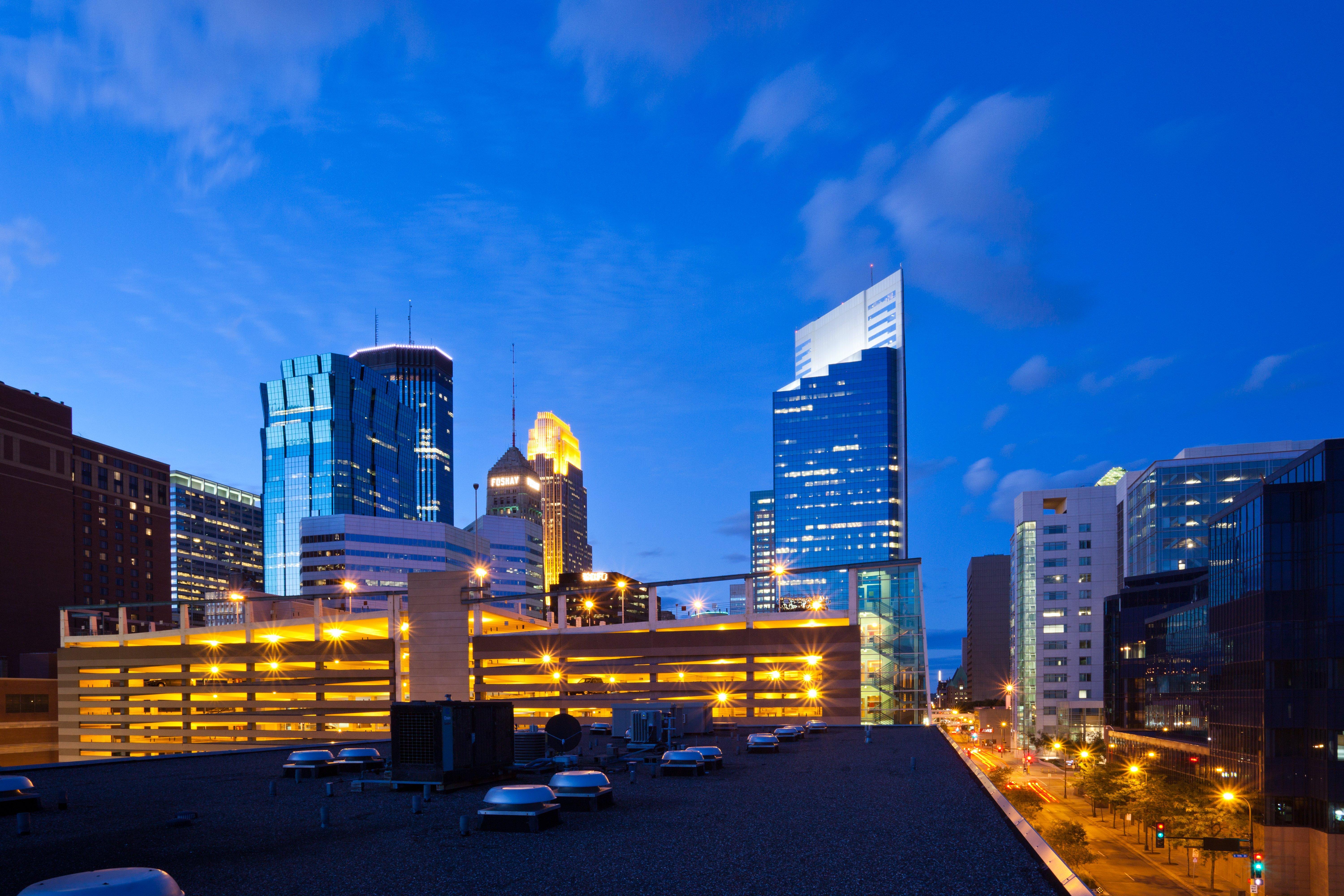 Holiday Inn Express Hotel & Suites Minneapolis-Downtown Convention Center By Ihg Εξωτερικό φωτογραφία